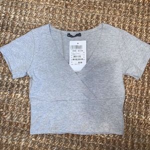 Light grey cropped brandy Melville t shirt